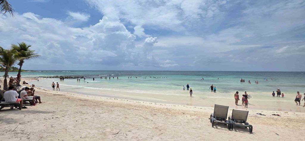 Playa del Barceló Maya Grand resort, en la Bahía Xpu-Ha, en Riviera Maya