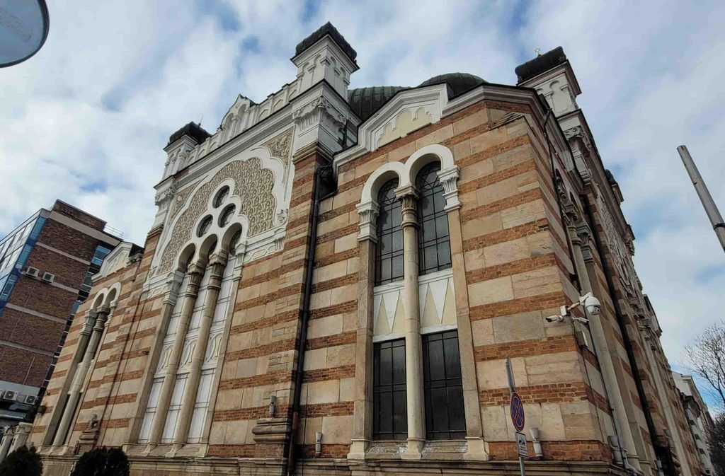 Fachada de la Sinagoga de Sofía, Bulgaria