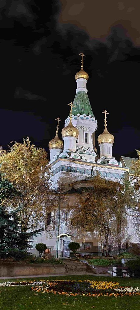 Iglesia Rusa de Sofía, Bulgaria, de noche