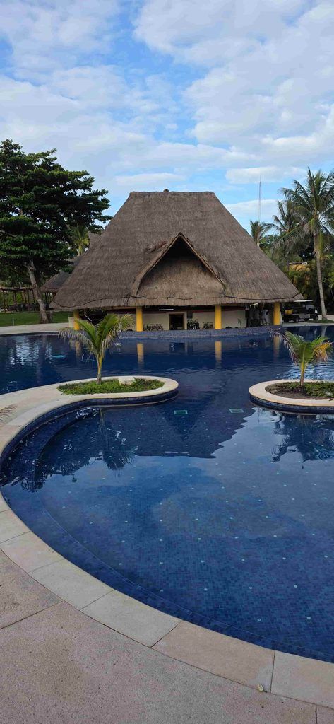 Piscina del Barceló Maya Grand Resort