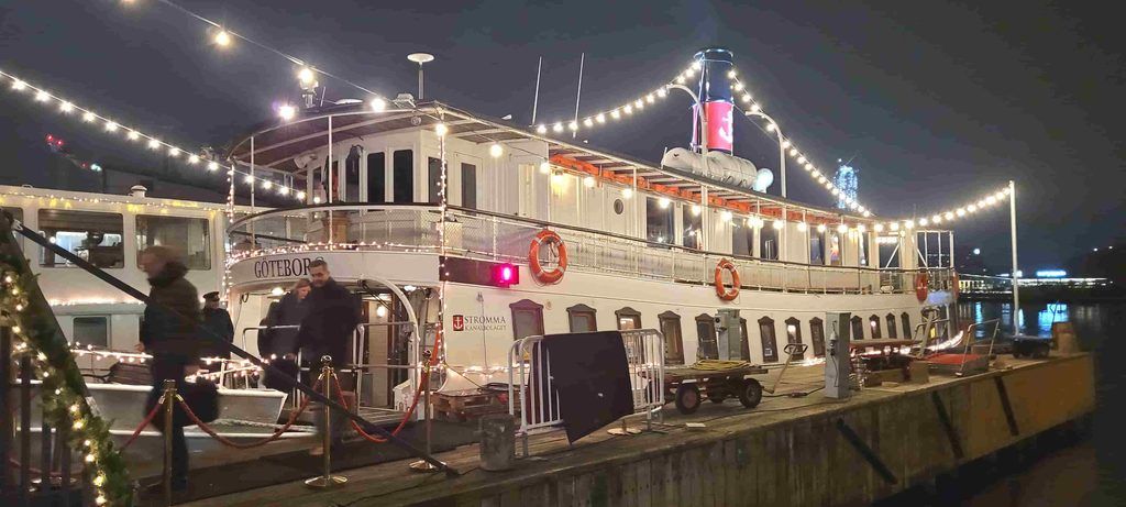 Crucero navideño con buffet tradicional sueco en Gotemburgo