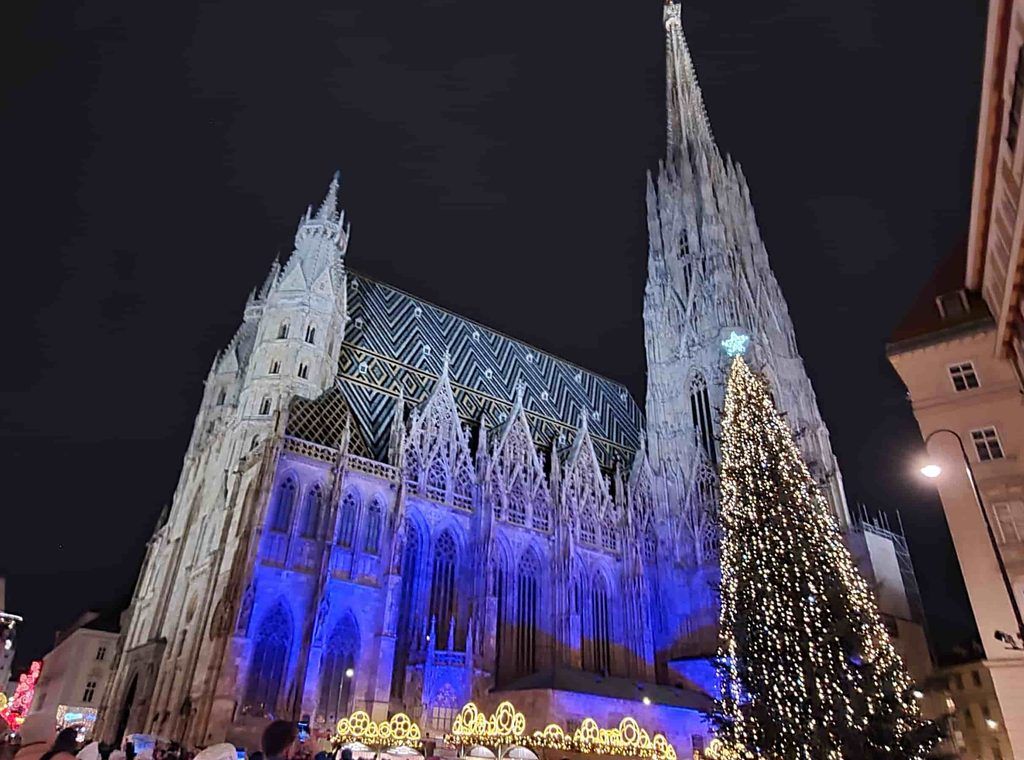 Catedral de San Esteban, en Viena, en Navidad