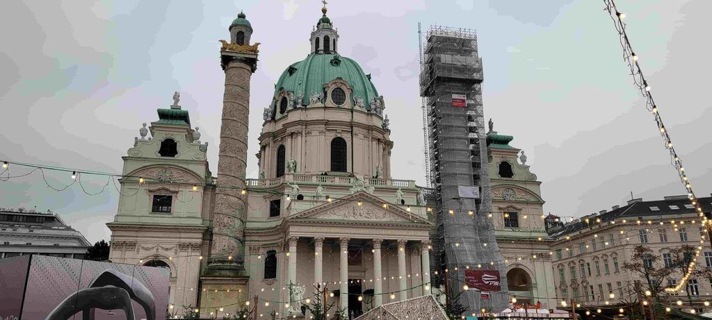 Iglesia de San Carlos Borromeo, en Viena