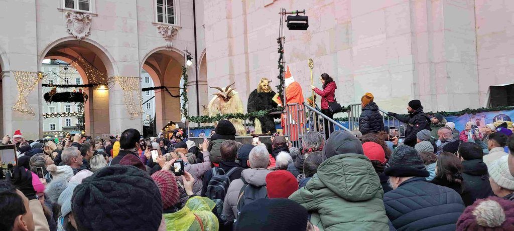 San Nicolás y el Krampus el 6 de diciembre en Salzburgo
