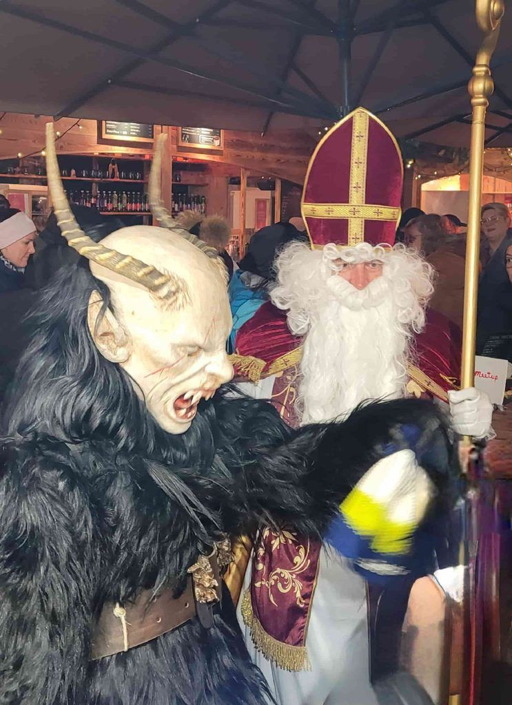 San Nicolás y el Krampus el 6 de diciembre en Salzburgo