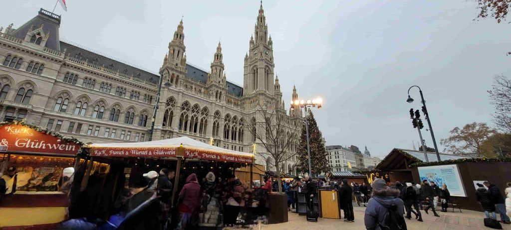 Mercadillo navideño del Ayuntamiento de Viena