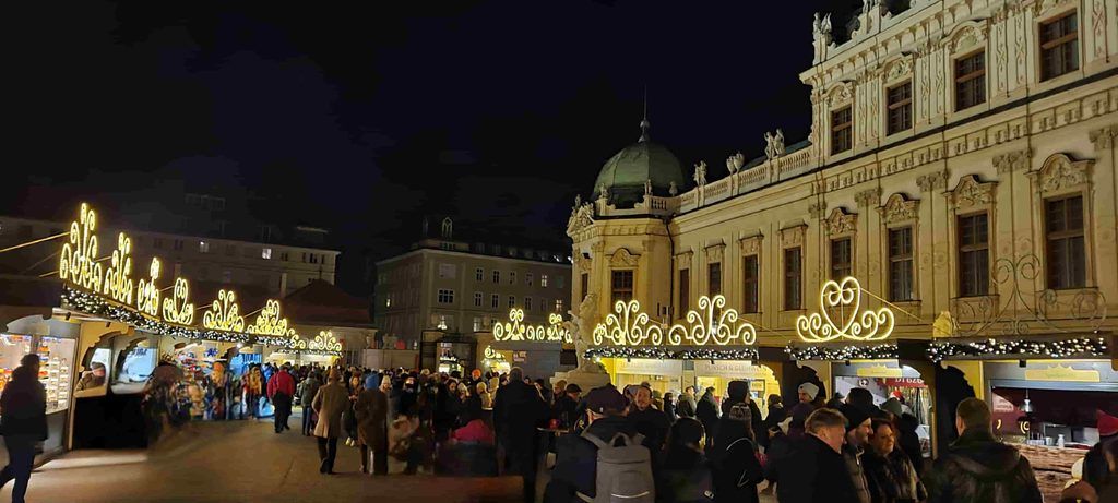 Mercadillo de Navidad del Palacio Belvedere, en Viena