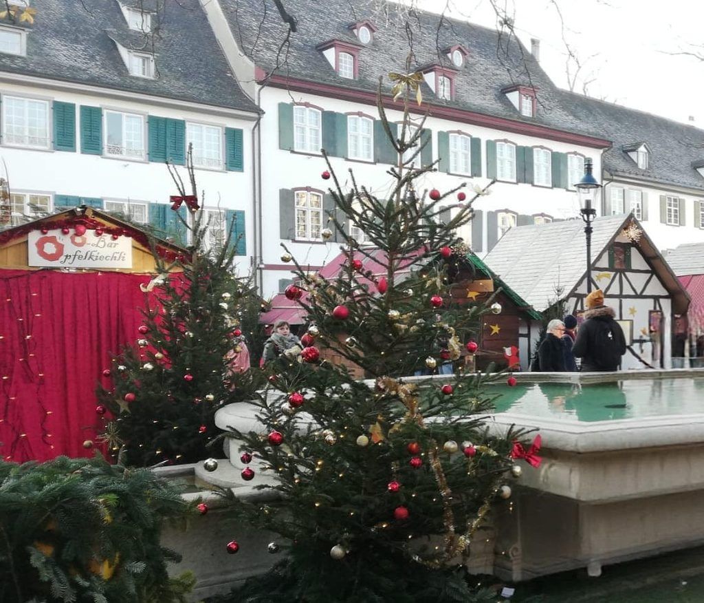 Mercado Navideño de la Plaza de la Catedral de Basilea