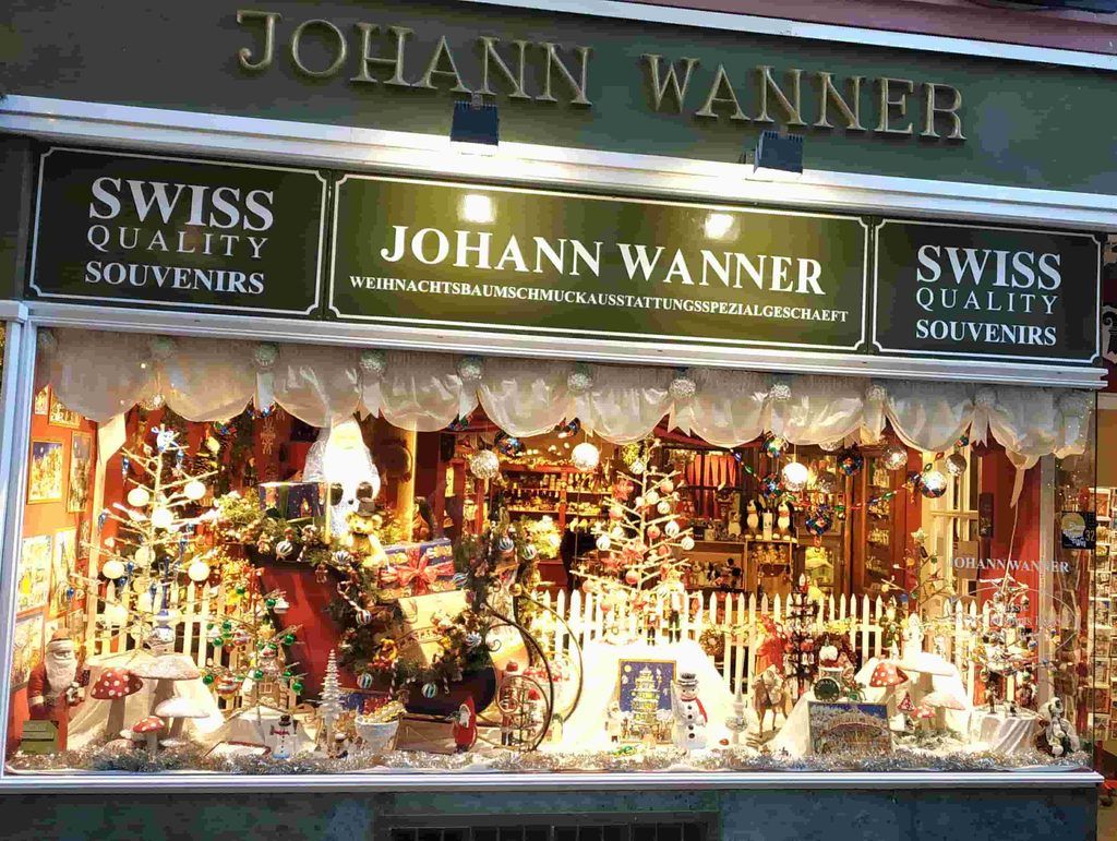 Escaparate de la tienda de navidad Johann Wanner, en Basilea